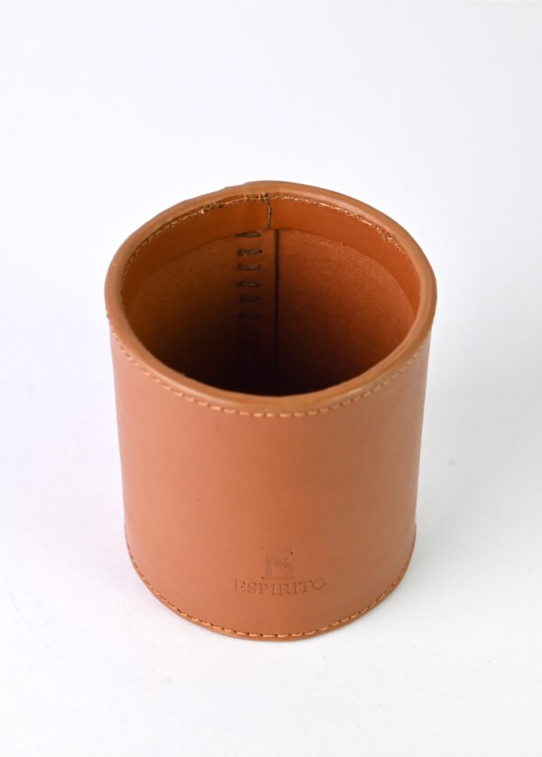 Round Pen Holder - Image 10